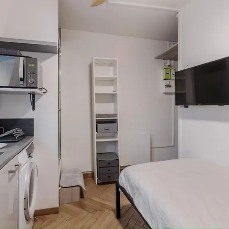 Faubourg Poissonnière * Parigi